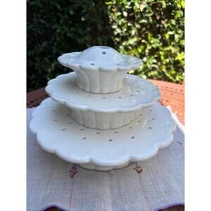 Martha Stewart By Mail Scalloped White Ceramic Tulipiere Stackable Flower Frog